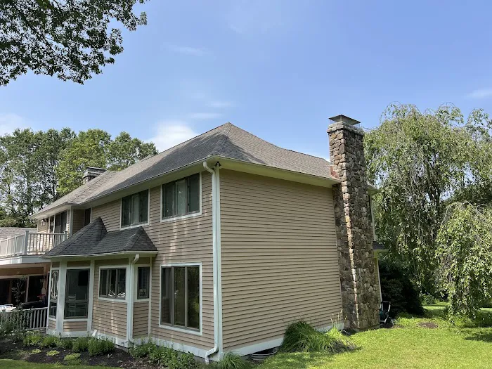 The Aiello Roofing Company Picture 1