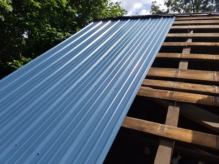 Hard-Line Roofing Contractor LLC Picture 3