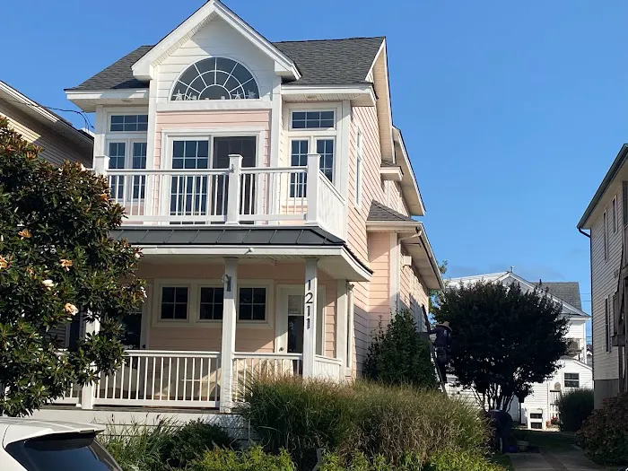 Stell Exteriors Roofing & Siding Picture 2