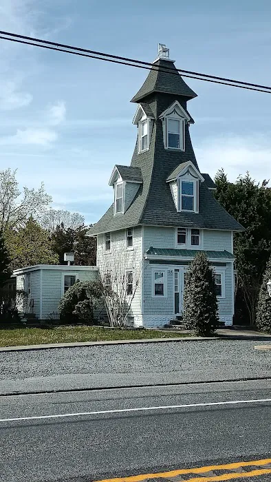 Chair on Roof House Picture 3