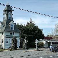 Chair on Roof House ico