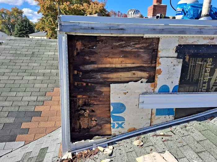 B&E roofing and siding Picture 3