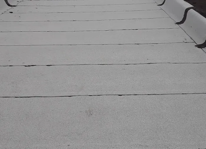 Salguero Roofing LLC Picture 4