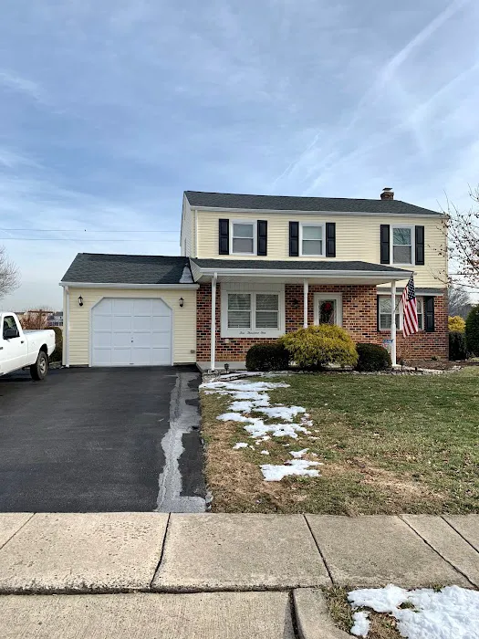 Premier siding and roofing Picture 6