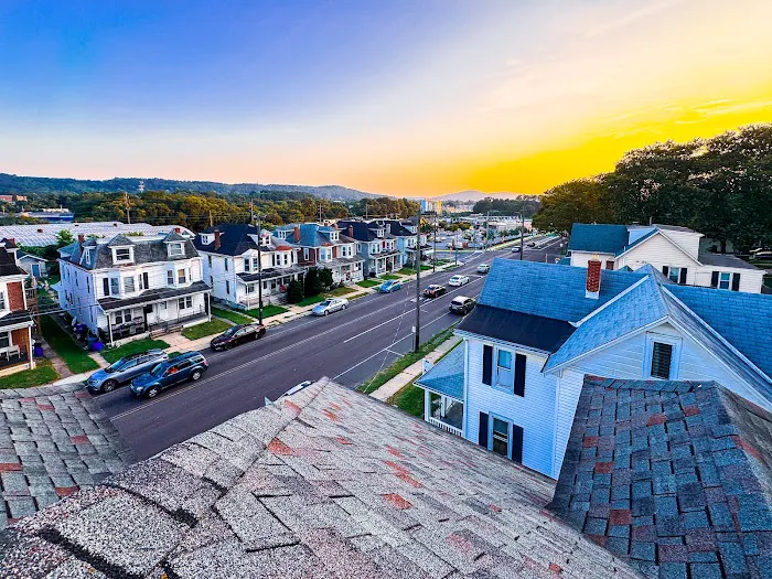 The Helping Company, LLC Picture 5