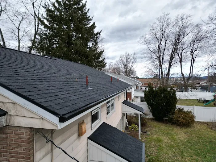 The Helping Company, LLC Picture 1