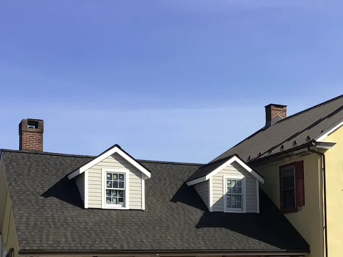 Redwell Roofing & Construction LLC Picture 1