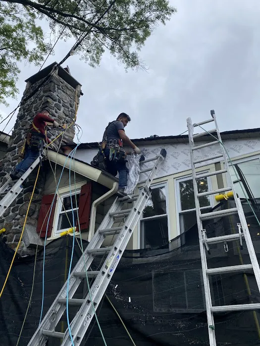 Richie's Roofing Llc Picture 3