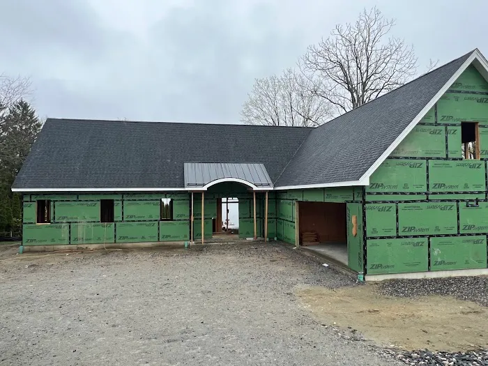 Paramount Professional Roofing Picture 1