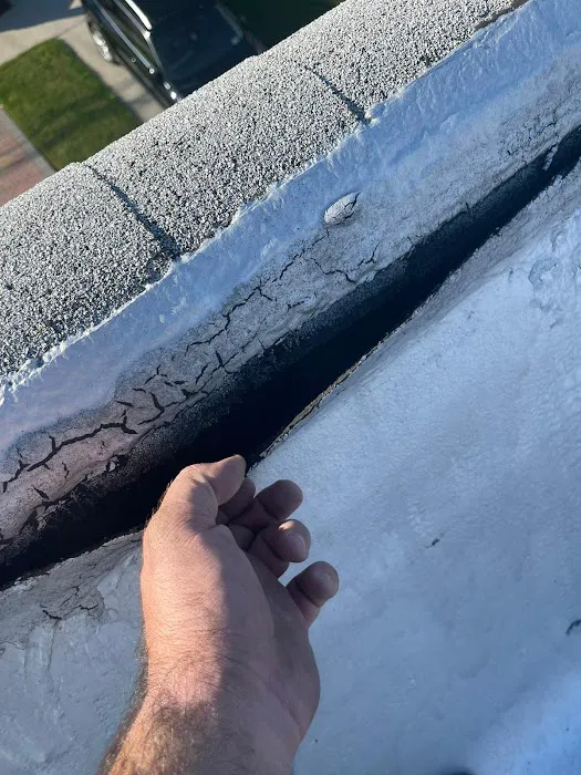 GQ ROOFING SERVICES Picture 1