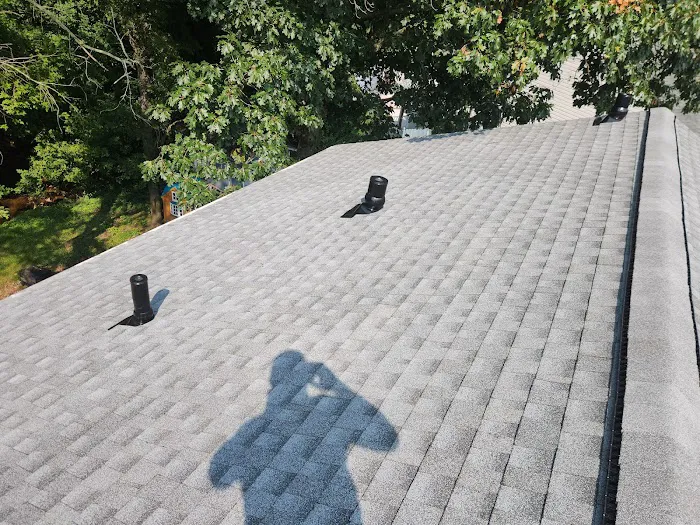 ALL UNITED Roofing and Siding, LLC Picture 7