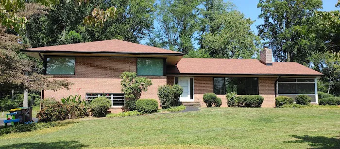 Wertz & Co Picture 1