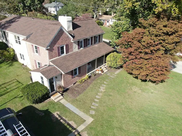 MB ROOFING LLC Picture 4