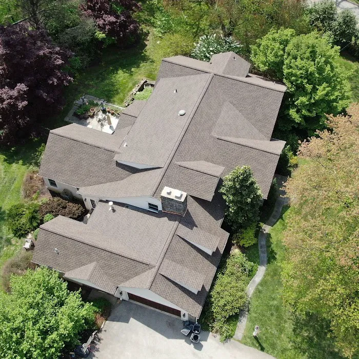 MB ROOFING LLC Picture 10