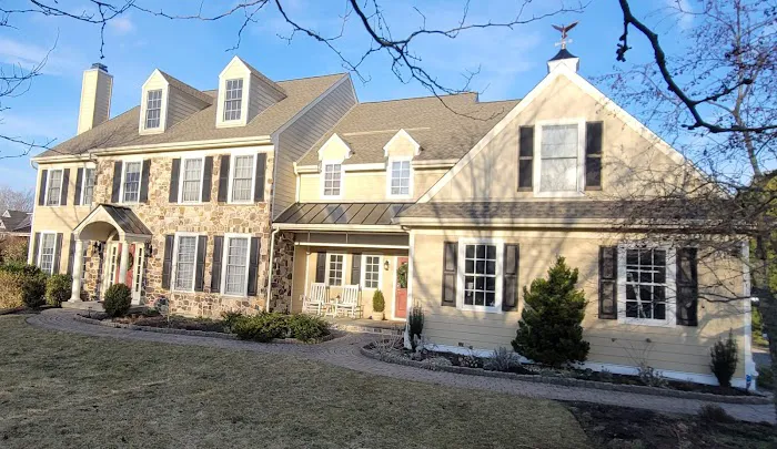 MB ROOFING LLC Picture 8