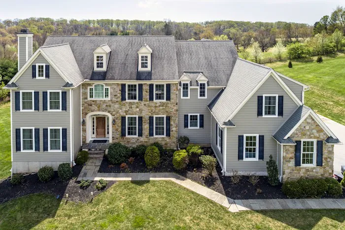 Duke Roofing and Renovations Picture 1