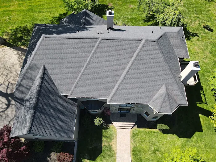 Storm Tech Roofers - West Chester Picture 4