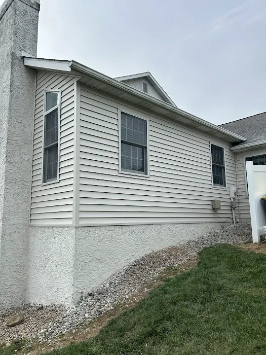 Smucker Exteriors & Remodeling LLC Picture 4