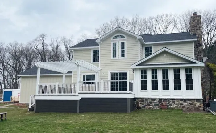 Smucker Exteriors & Remodeling LLC Picture 3