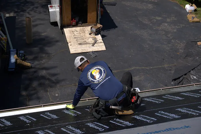 Eagleview Restoration LLC Roofing and Siding Experts Picture 1