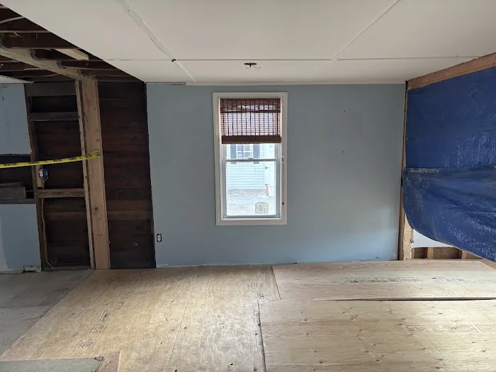 H Restoration LLC Picture 2