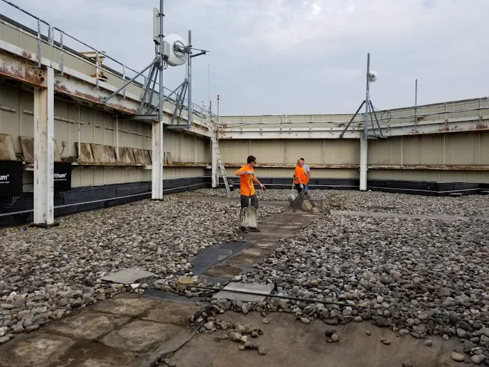 HIARC White-Glove Commercial Roofing Service Picture 3