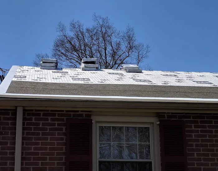 M & J Roofing Services Picture 1