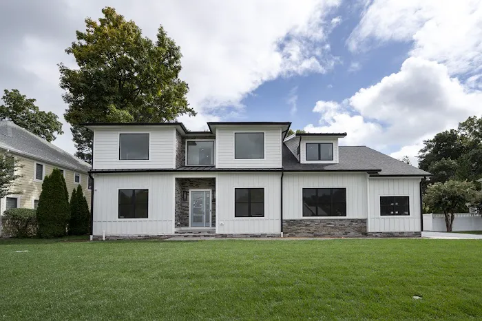 Iconic Roofing & Exteriors Picture 6