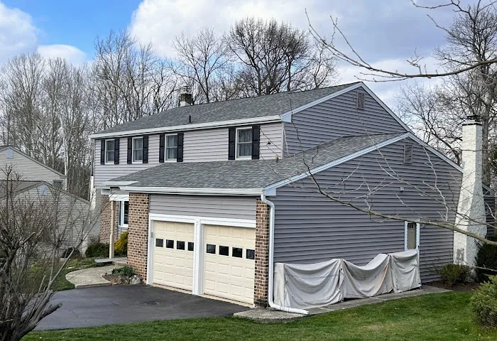 Hillcrest Roofing & Siding Picture 6