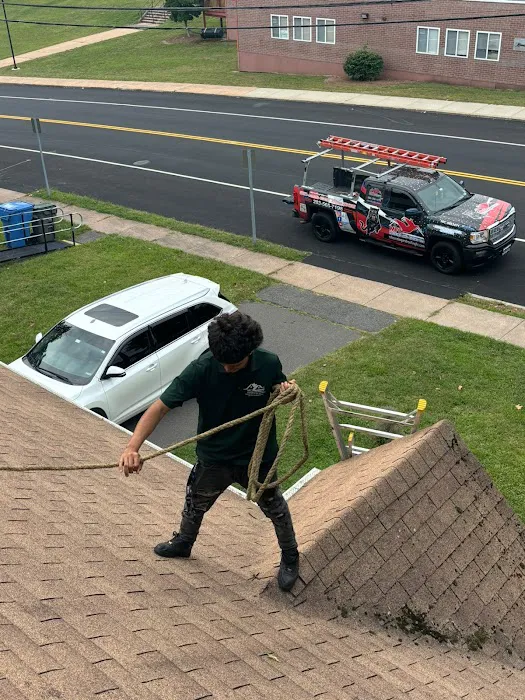 MFC Siding and Roofing LLC Picture 4