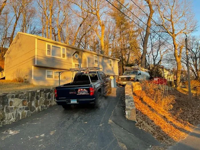 MFC Siding and Roofing LLC Picture 5