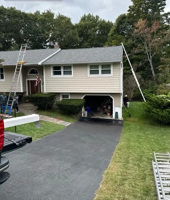 DG Roof Pros Picture 3