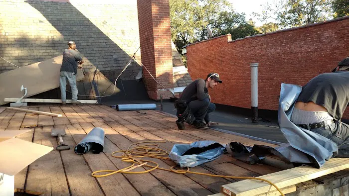 CMV Contracting | Hinton's Berkshire Homes Picture 6