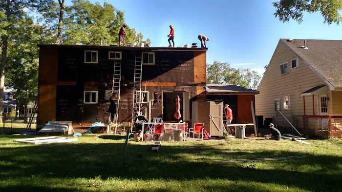 CMV Contracting | Hinton's Berkshire Homes Picture 8