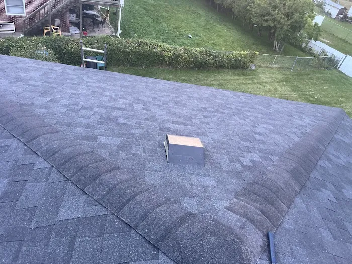LFM Roofing LLC Picture 7
