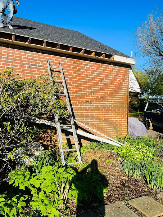 Cesar's roofing Picture 10