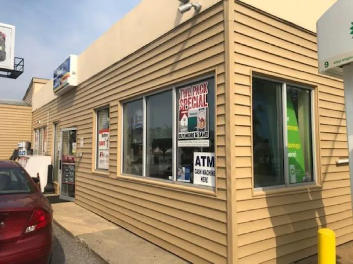 Paddy's Roofing, Siding, Chimney's and more! Picture 7