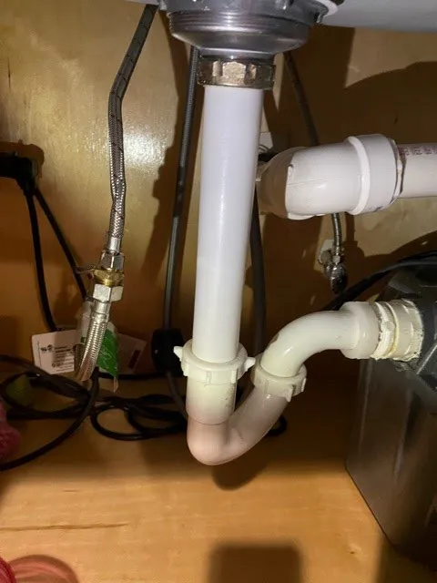 AND CONTRACTORS, LLC Picture 4