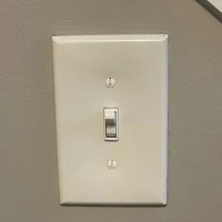 AND CONTRACTORS, LLC ico