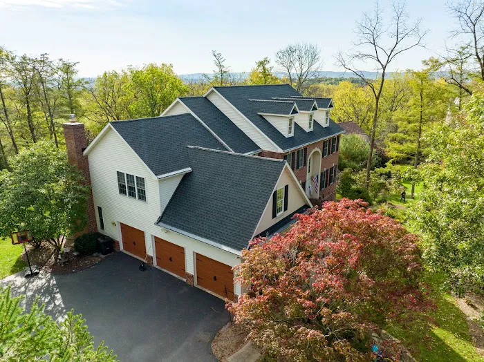 Middle Creek Roofing Picture 4