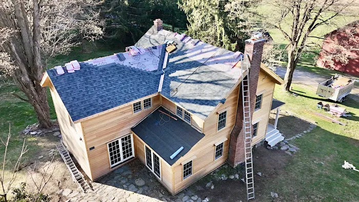 Center Construction Roofing Picture 5