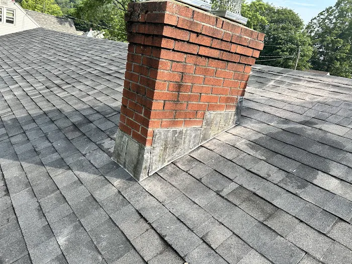 R & T Roofing and Remodeling Picture 3