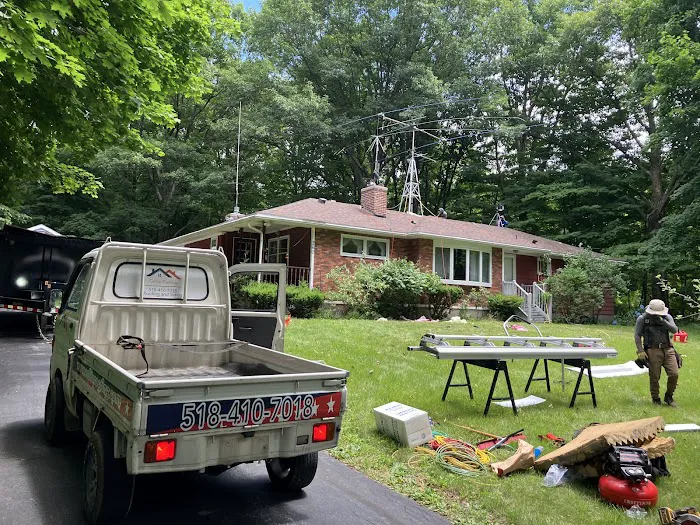 Collie Roofing & Siding Picture 1