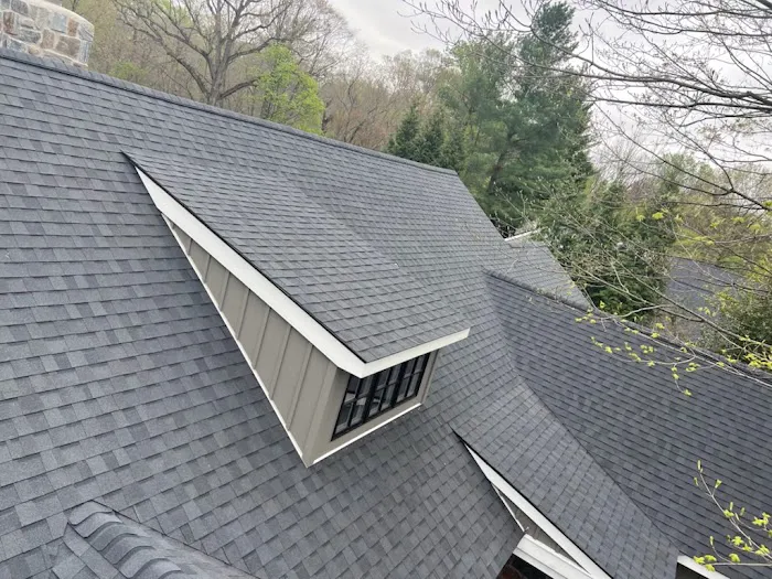 Robert's Roofing, Inc. Picture 5