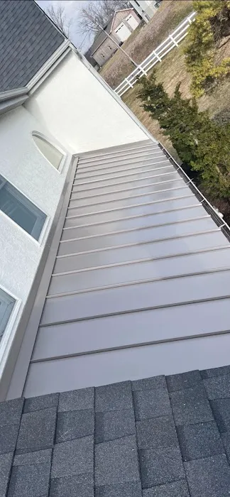 Robert's Roofing, Inc. Picture 7