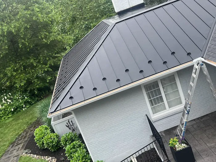 Robert's Roofing, Inc. Picture 4