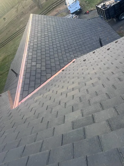 Robert's Roofing, Inc. Picture 10