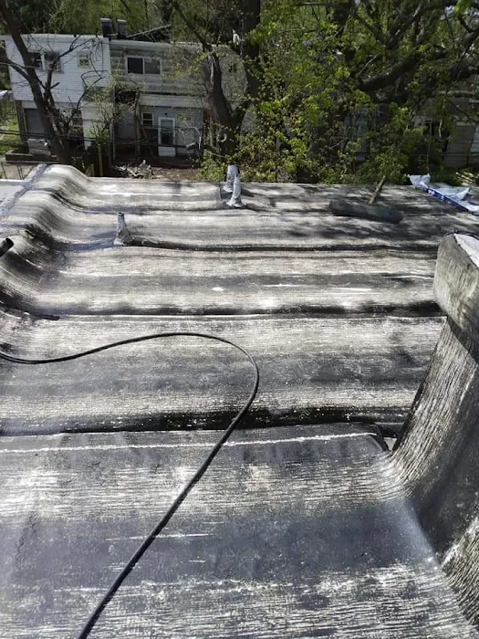 Chito Roofing & Siding Picture 2