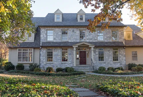 B&E Roofing & Remodeling Picture 4