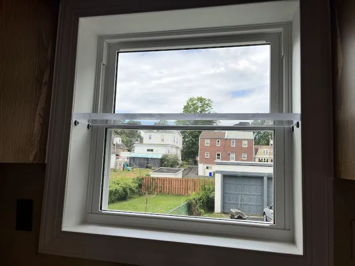 Advance Inc - Roofing Windows Siding Doors & Decks Picture 1